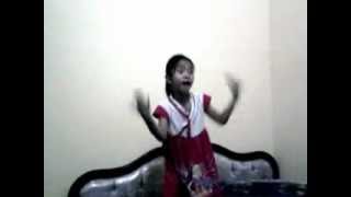 Download Lagu lat beraksi.mp4 MP3
