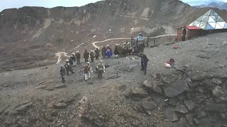 Rituales a más de 5.200 metros para que Pachamama aplaque la sequía en Bolivia