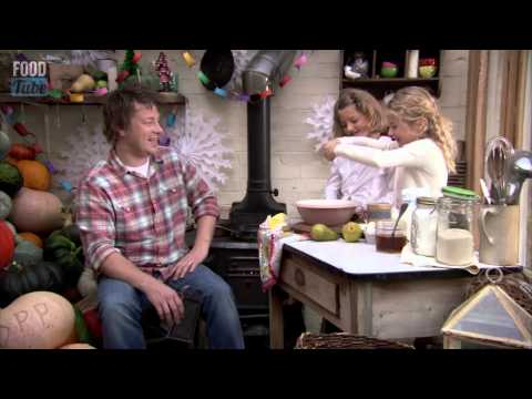 jamie-oliver's-easy-pancake-recipe-featuring-poppy-and-daisy