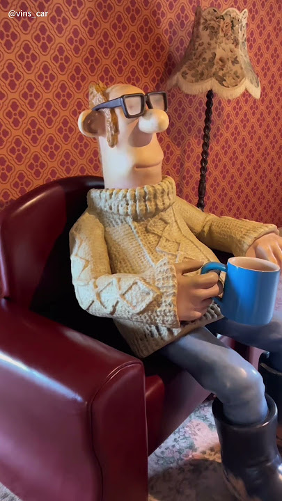 🐑Playing with Real Shaun lol 📍Shaun the sheep farm garden, Japan