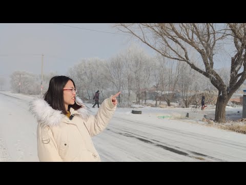 越南媳妇看见雪还很激动，老公却不敢开车接爸爸，新手开车怕下雪