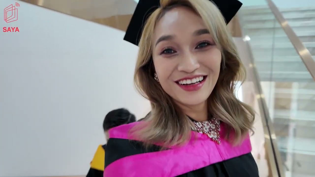 ကောင်မလေးက ပညာတော့မတတ်ပေမဲ့ လင်ရတော့ကံကောင်းတယ်ဆိုလို့