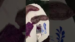 Download Lagu Purple Indonesian sweet potato (Ubi Ungu)Deep purple flesh and skin MP3 Download Lagu Purple Indonesian sweet potato (Ubi Ungu)Deep purple flesh and skin MP3