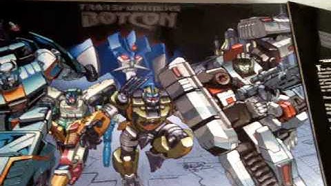 Soundout Review - BotCon 2009 Exclusive - Wings of Honor Box