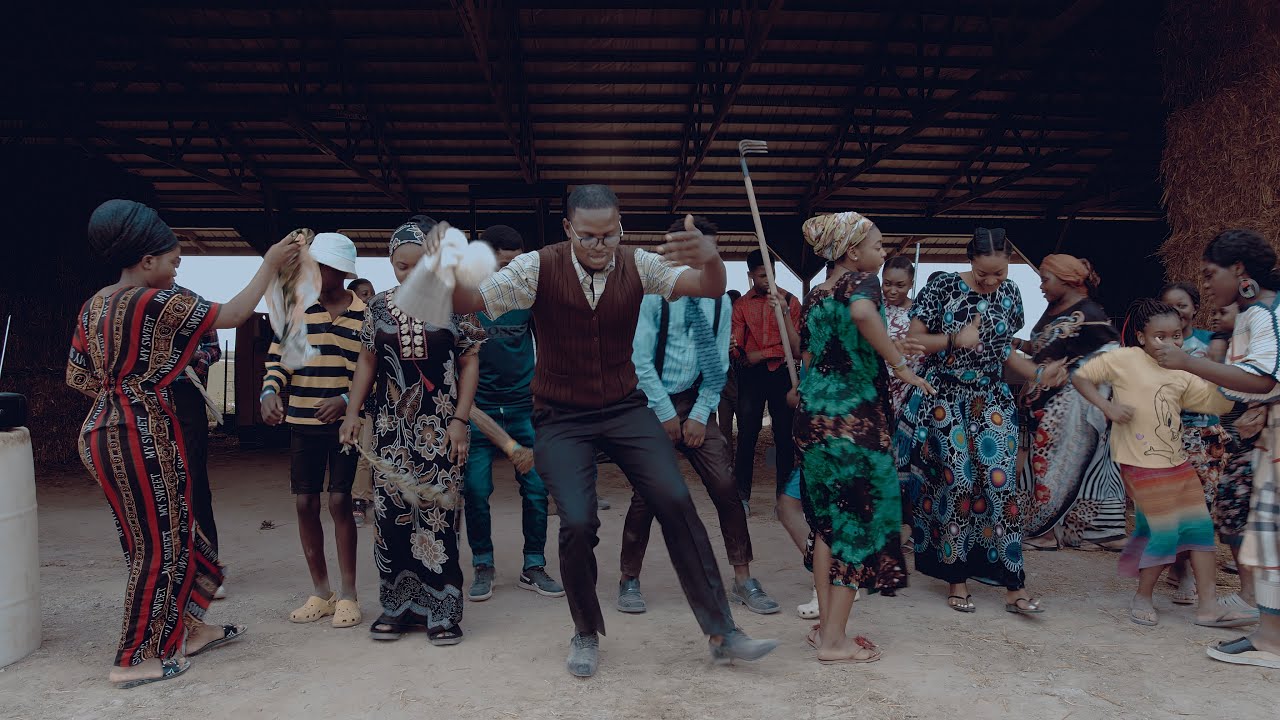 Saint Stephanie:Moyo Tulia.(official Music video)