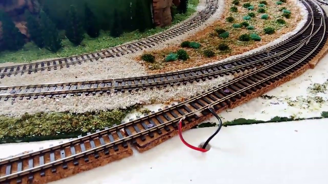 Plastico ferroviario H0 di Mingen, costruzione raccordo fabbrica.