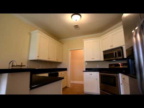 607 natures way, Meridian, MS home video tour