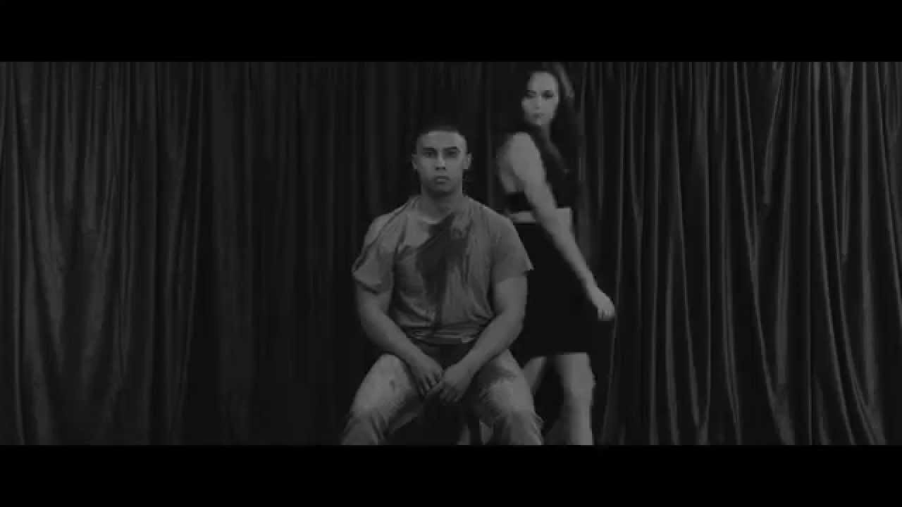 YouTubeでSONIK - Predator ft. Emmanuel Derechoを視聴 YouTubeでSONIK - Predator ft. Emmanuel Derechoを視聴