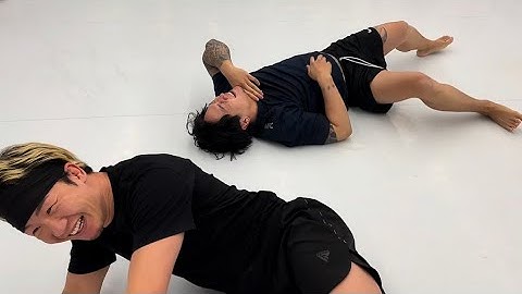 久々に朝倉未来に会ったら絞め落とされた
