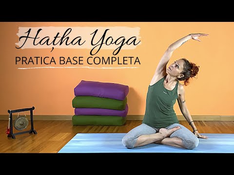 Haṭha Yoga, pratica base completa: lezione semplice adatta a tutti