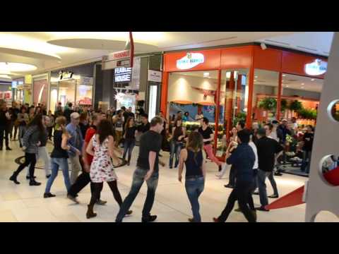 Rueda Flashmob am 07.11.2015 im Loop 5 Darmstadt, Weiterstadt