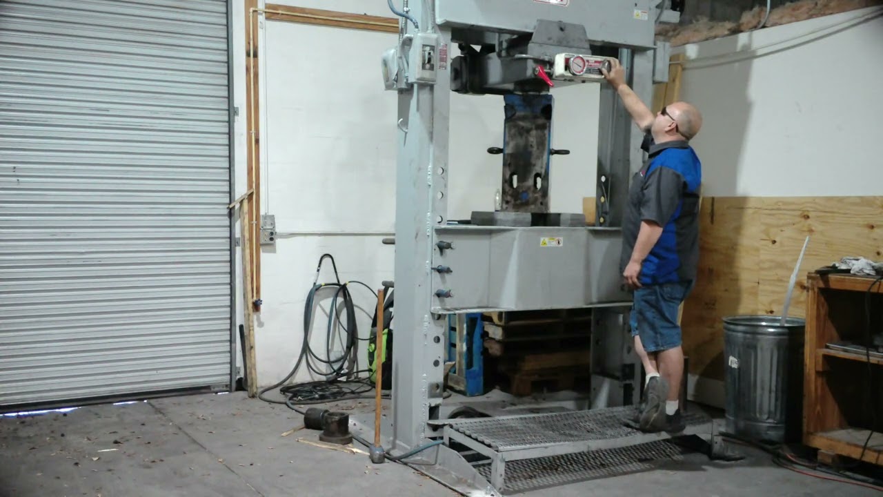 Hydraulic Hammer Bushing removal YouTube