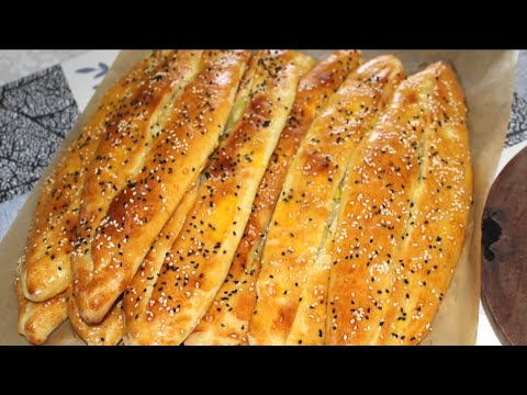 Video: Fırında Etli Ve Patatesli Börek Nasıl Pişirilir