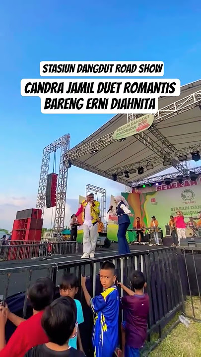 STASIUN DANGDUT JTV ROAD SHOW GRESIK | CANDRA JAMIL DUET ROMANTIS BARENG ERNI DIAHNITA