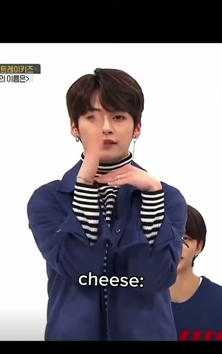 CHEESE is so harddd😭 i thought magnetic was the hardest hand choreo… #magnetic #cheese #skz #illit
