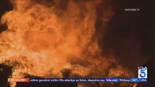 Firefighter injured battling multi-building DTLA blaze
