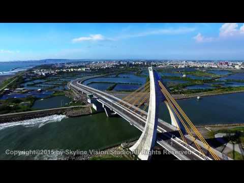 20151003空拍【屏東大鵬灣風景區，鵬灣跨海大橋、開橋、夜晚光雕秀】。Dapeng Bay Bridge