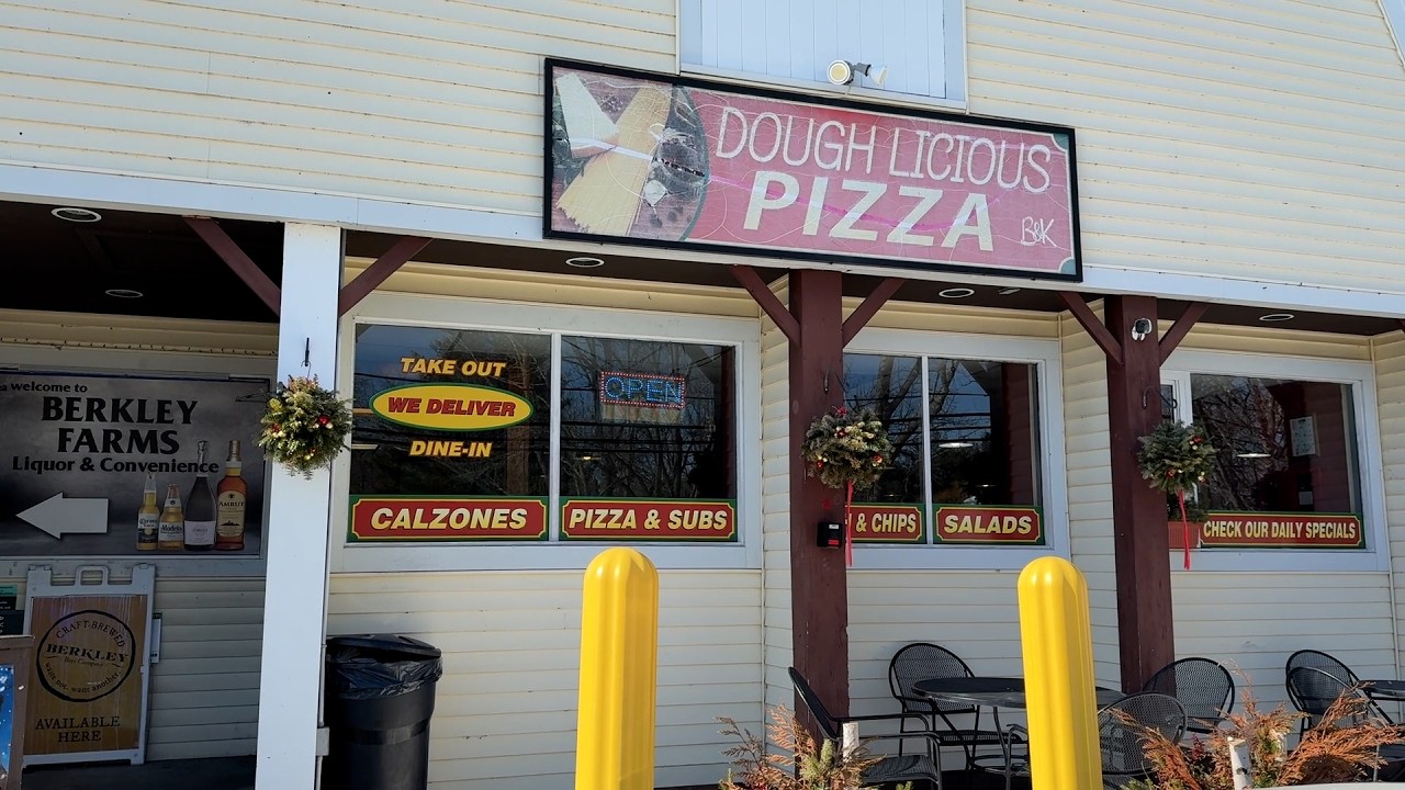 Dough Licious Pizza, Berkley, MA