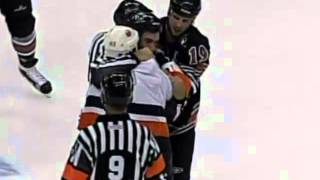 Hockeyfighters.cz  Arron Asham vs Brendan Witt.wmv