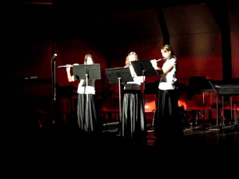 20091208 FHS Flute Oboe Trio.avi