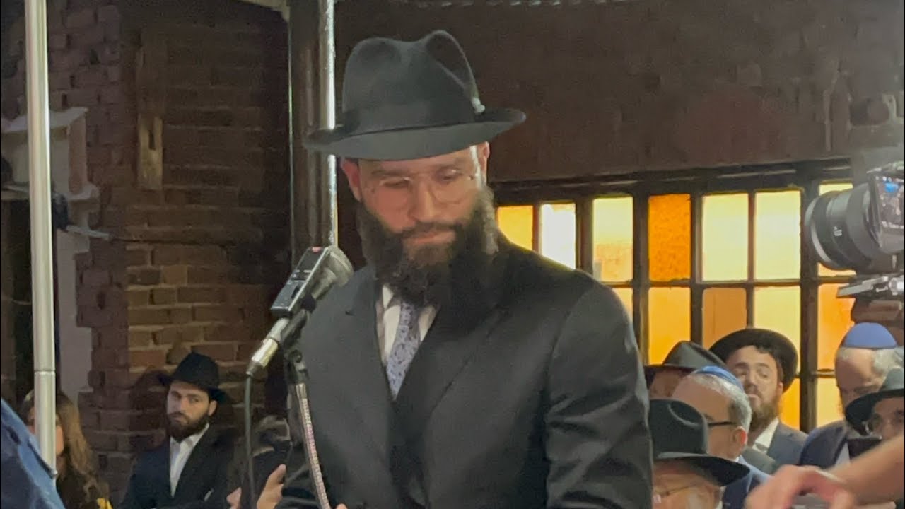 Emotional Boruch Habah, Mi Adir.