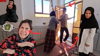 Download Lagu Engineer, divorce and Zahra who is a desert refugee with Arsam and grandmother MP3