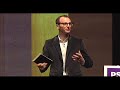 Airbnb's Origin Story: From Airbeds to Global Marketplace — Joe Gebbia
