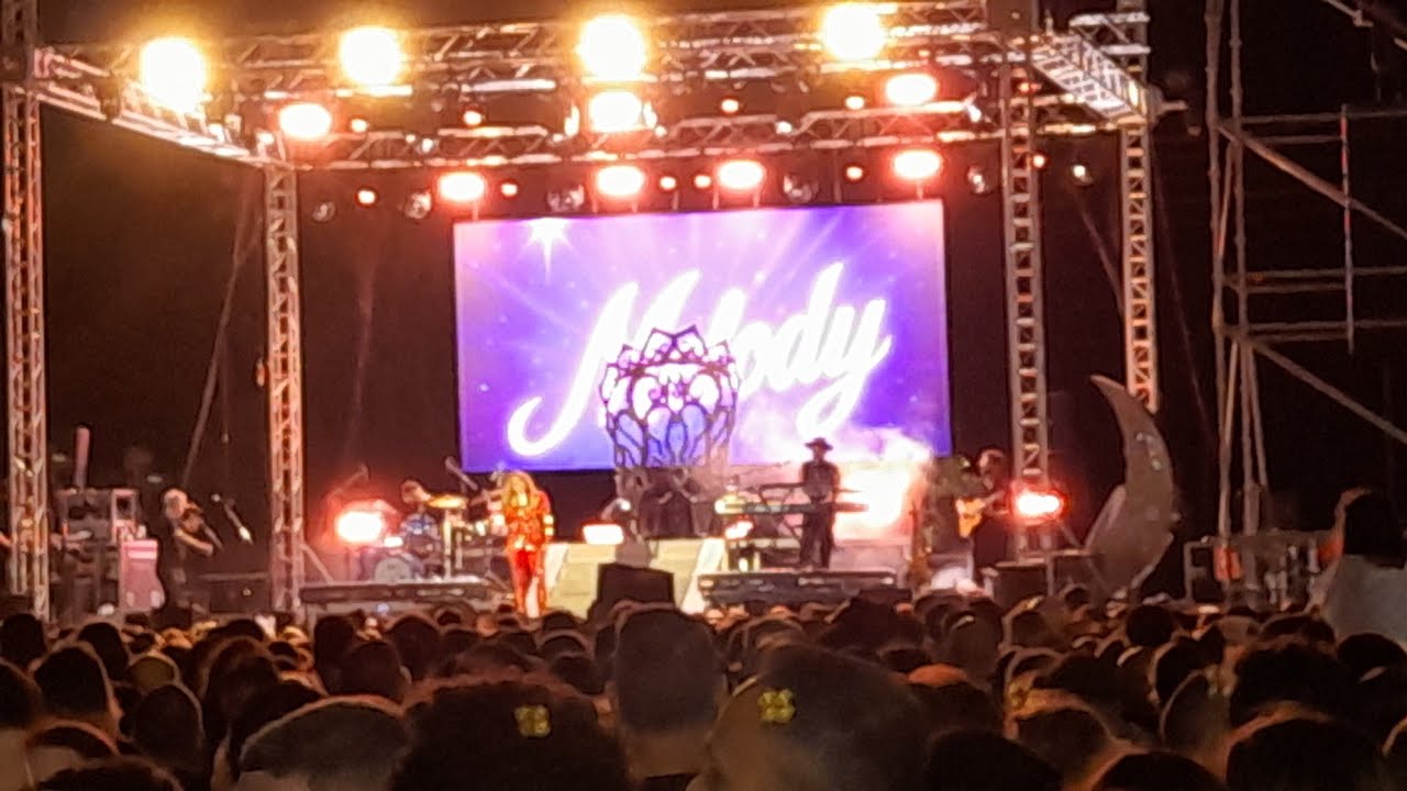 🎢 Viendo a #Melody 