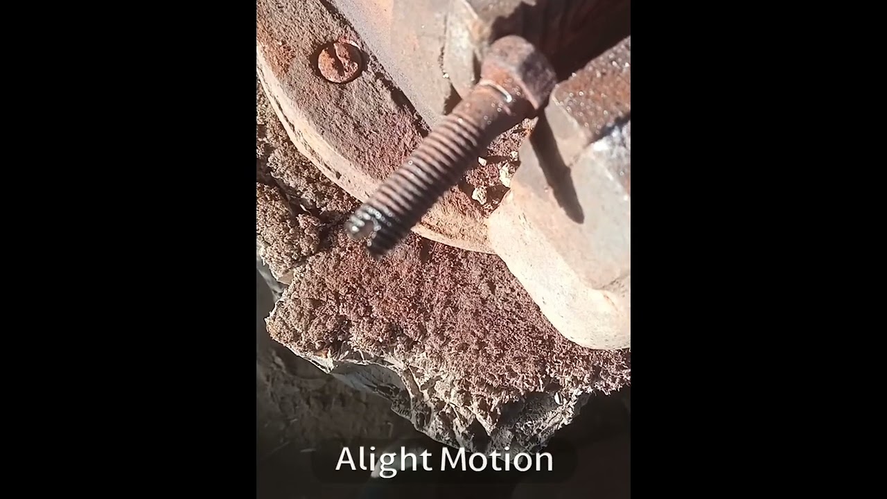 Заміна прокладки ГБЦ в двигуні Mercedes 208D  