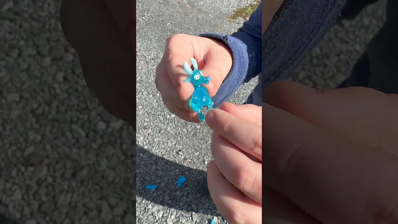 Zuru Mini Dino Smashers!  