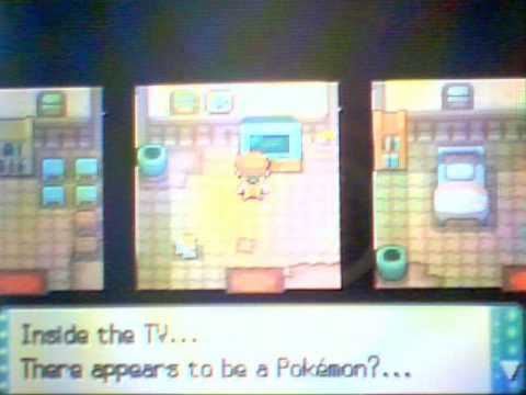 In Pokemon Diamond, in the haunted Old Chateau, the picture frame has  glowing eyes watching you until you walk up to it. : r/GamingDetails