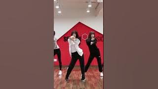 여자친구 GFRIEND - Memoria Dance Practice 은하(Eunha) Focus
