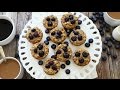 How to Make Breakfast Blueberry Oatmeal Cakes in Your Muffin Tin
