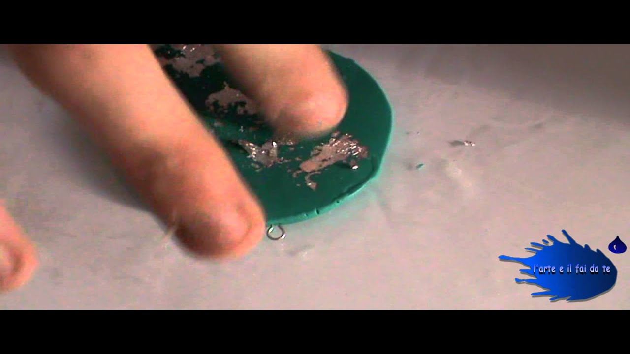 come fare un ciondolo in fimo - YouTube