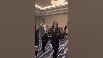 يلي بيسمع كلمة بينتوا شاطر شاطر 