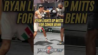 Ryan LIGHTS UP mitts with Intense power & precision 1 week out of Conor fight ￼