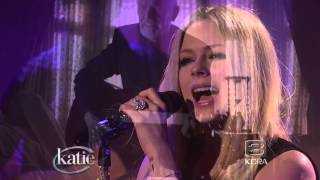 Avril Lavigne - Let Me Go - Live