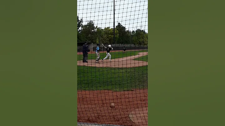 Brendon Rowe at bat - vs Force Ohio Coleman 16U