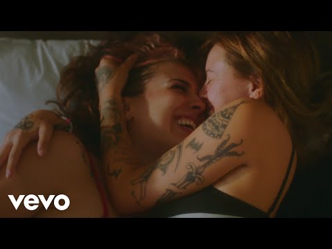 Lauren Sanderson - Hotel Room