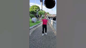 Do not throw objects from high altitude, refuse high altitude parabolic special effects, high altitu