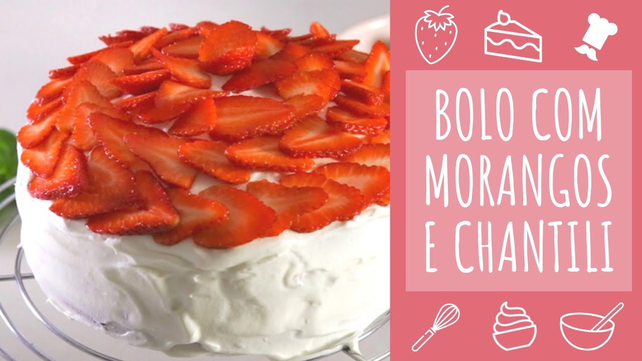 Bolo fresco com morangos e chantili (apenas 5 i