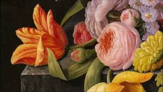 4K Video TV screensaver Still Life, Flowers and Fruit. No music