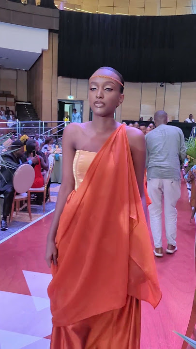 uko abakobwa bambariye vestina batamutse binjira