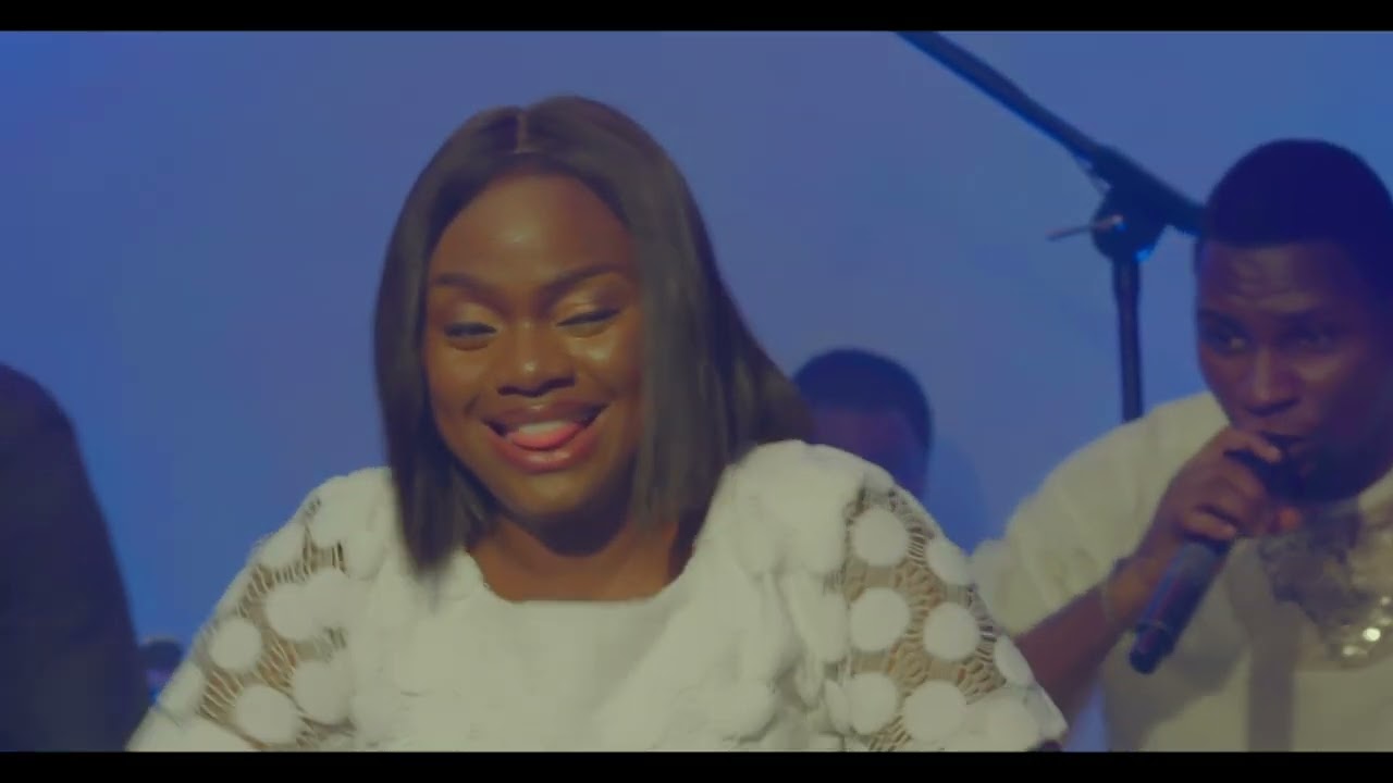 UNLIMITED GOD  (ESI Rere Praise Medley) Adeyinka Alaseyori