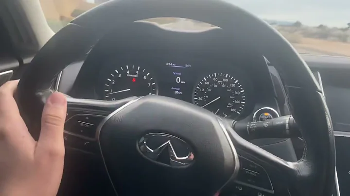 Infinity Q50 Race!!! 3.0t (w) vs 3.7 (L) Dig Race