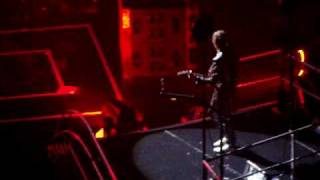 Muse - New Born (Live @  The Air Canada Centre, Toronto,   Canada, 3/8/10)