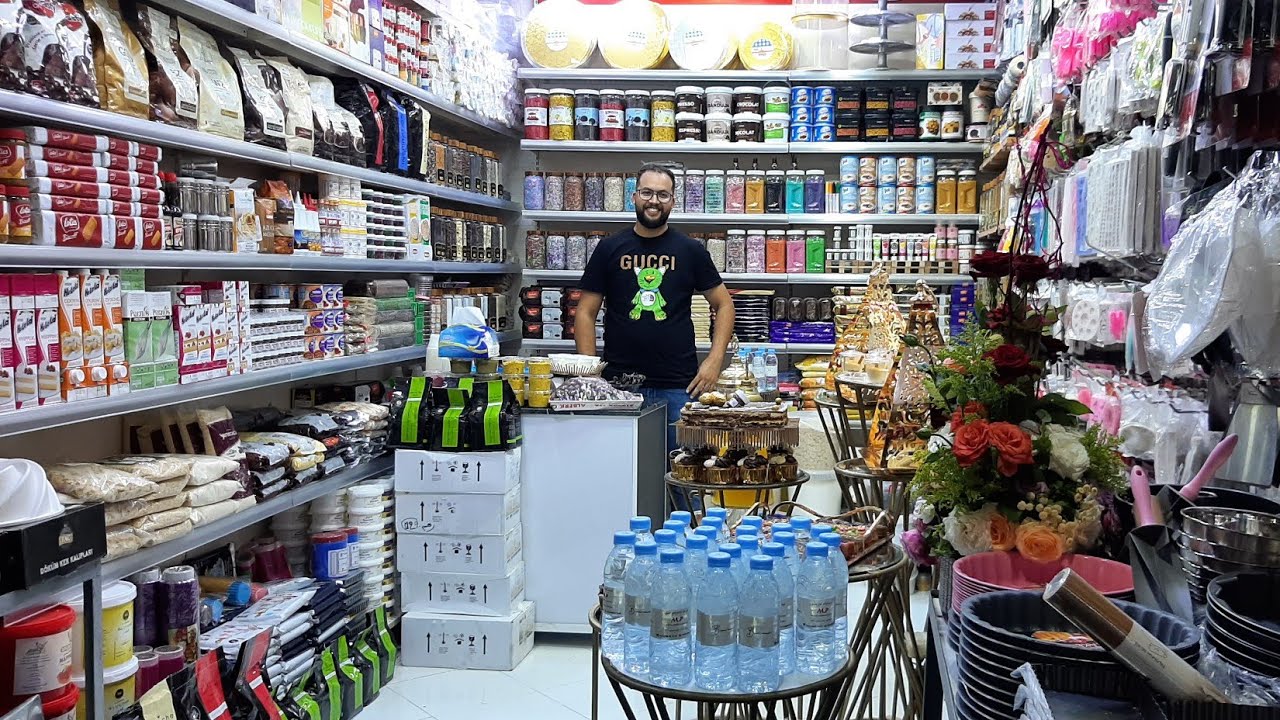 أجيو تشوفو معايا افتتاح المحل الجديد لبيع مستلزمات الحلويات ودائما مع سي محمد فالسوق الأحد بأكادير