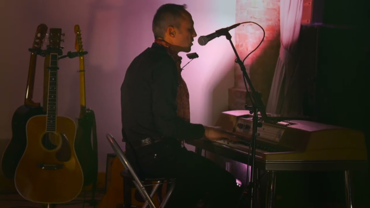 Your Warm Embrace - Franz Robert WILD (Live @ Le Manoir Du Thouron)