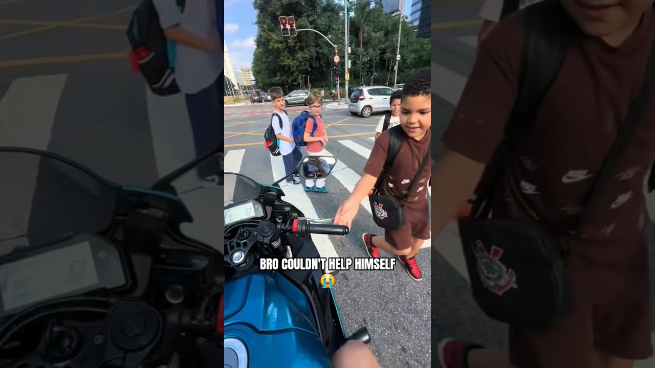 He's lucky the bike wasn't in gear💀