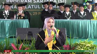 Penampilan Wisudawati Rizki Adinda Putri ' Anak Lanang ' Penampilan Wisudawati Rizki Adinda Putri ' Anak Lanang '